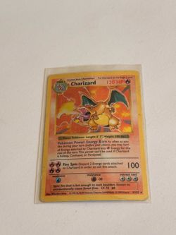 1999 POKEMON CHARIZARD SHADOWLESS HOLO BASE SET #4/102