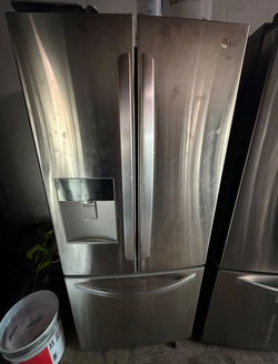 LG French Door Fridge – Stainless, Water/Ice, Clean Inside