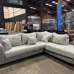 L Shape Sectional. 🚚WE DELIVER🚚