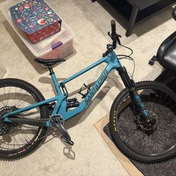 2021 Santa Cruz 5010 CS Large