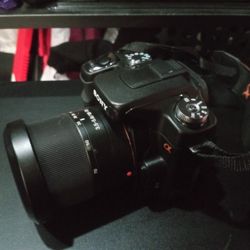 Sony Alpha (Description) 