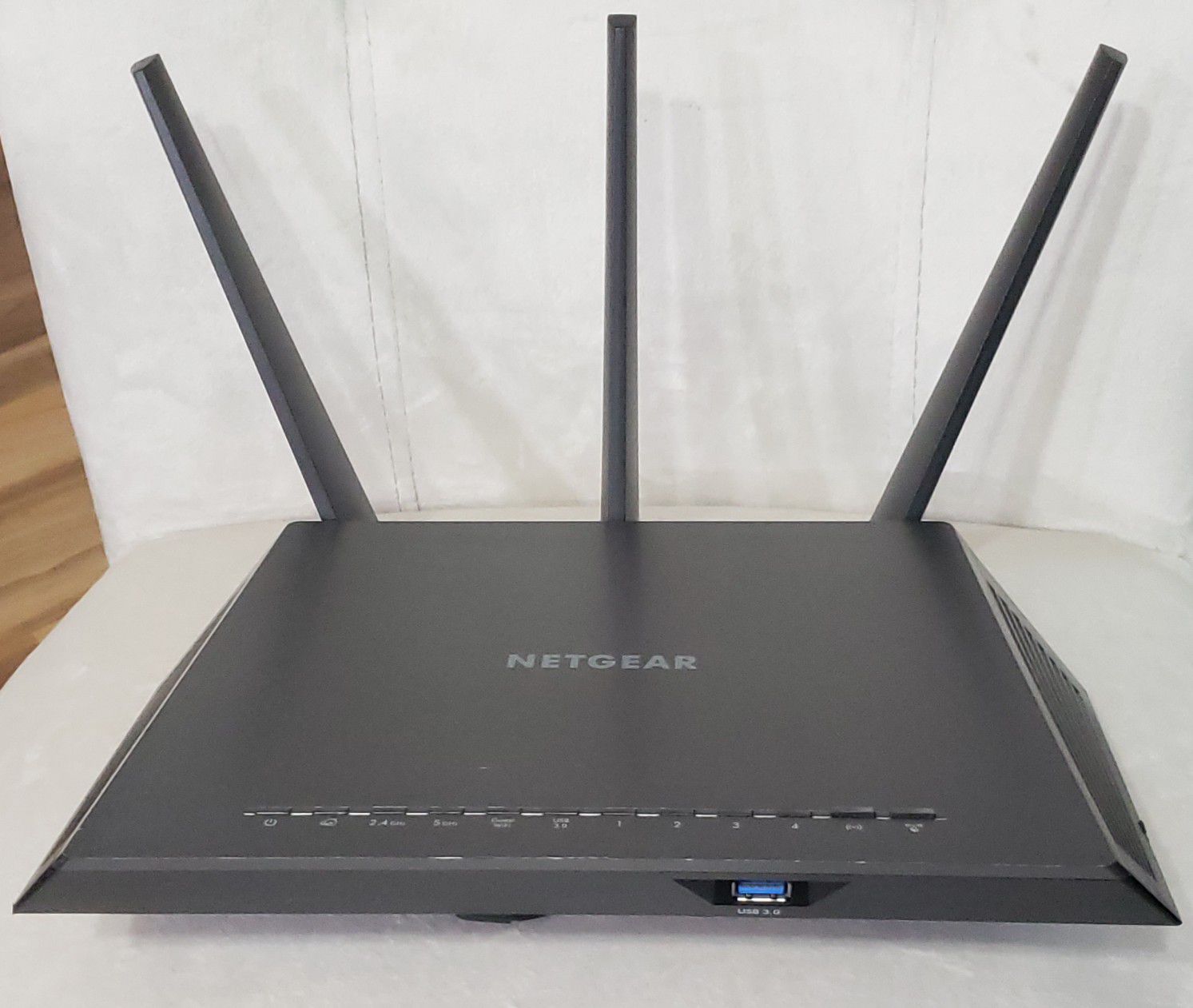 NETGEAR AC1750 Smart Wifi Router 450+1300 Mbps