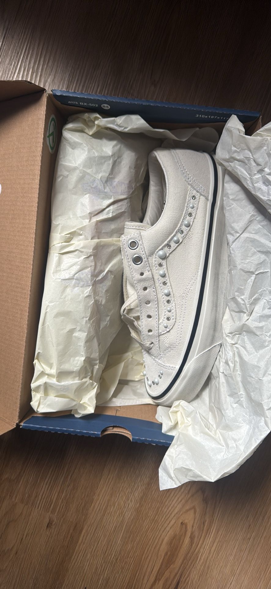 Pearlized Old Shook Vans