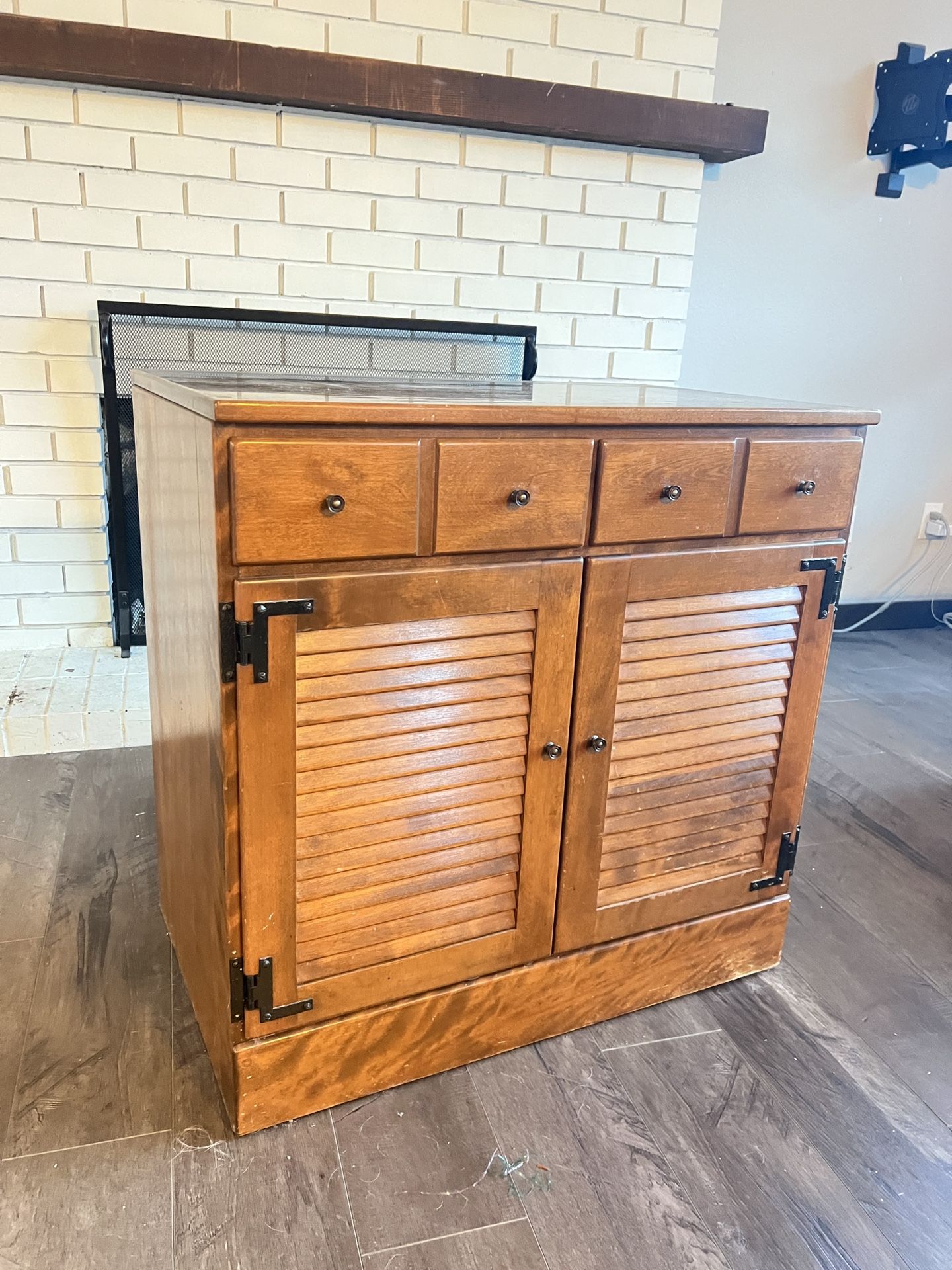 Solid Wood Storage Cabinet / Sideboard (Ethan Allen)