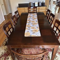 Dinning table