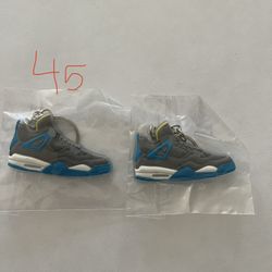 Jordan 4 Keychain 