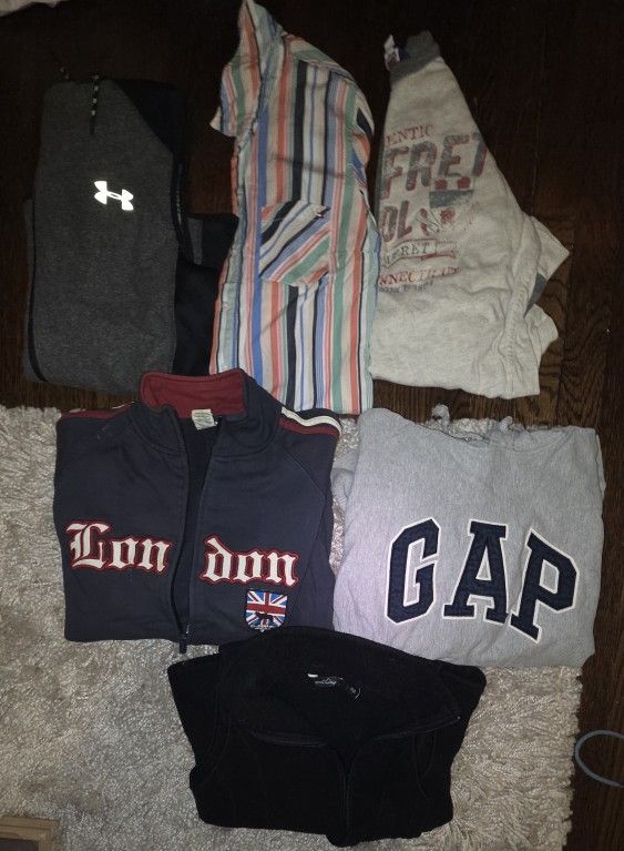 (6) Piece Lot MEN'S Size Small Winter Clothes Lot 