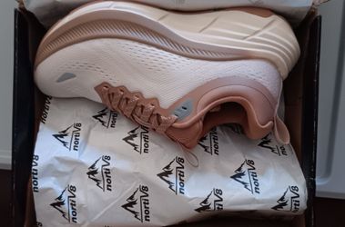 Woman's sneakers