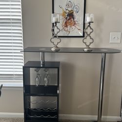 black glass counter with stainless steel base