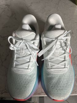 Skechers running white size 6 1/2