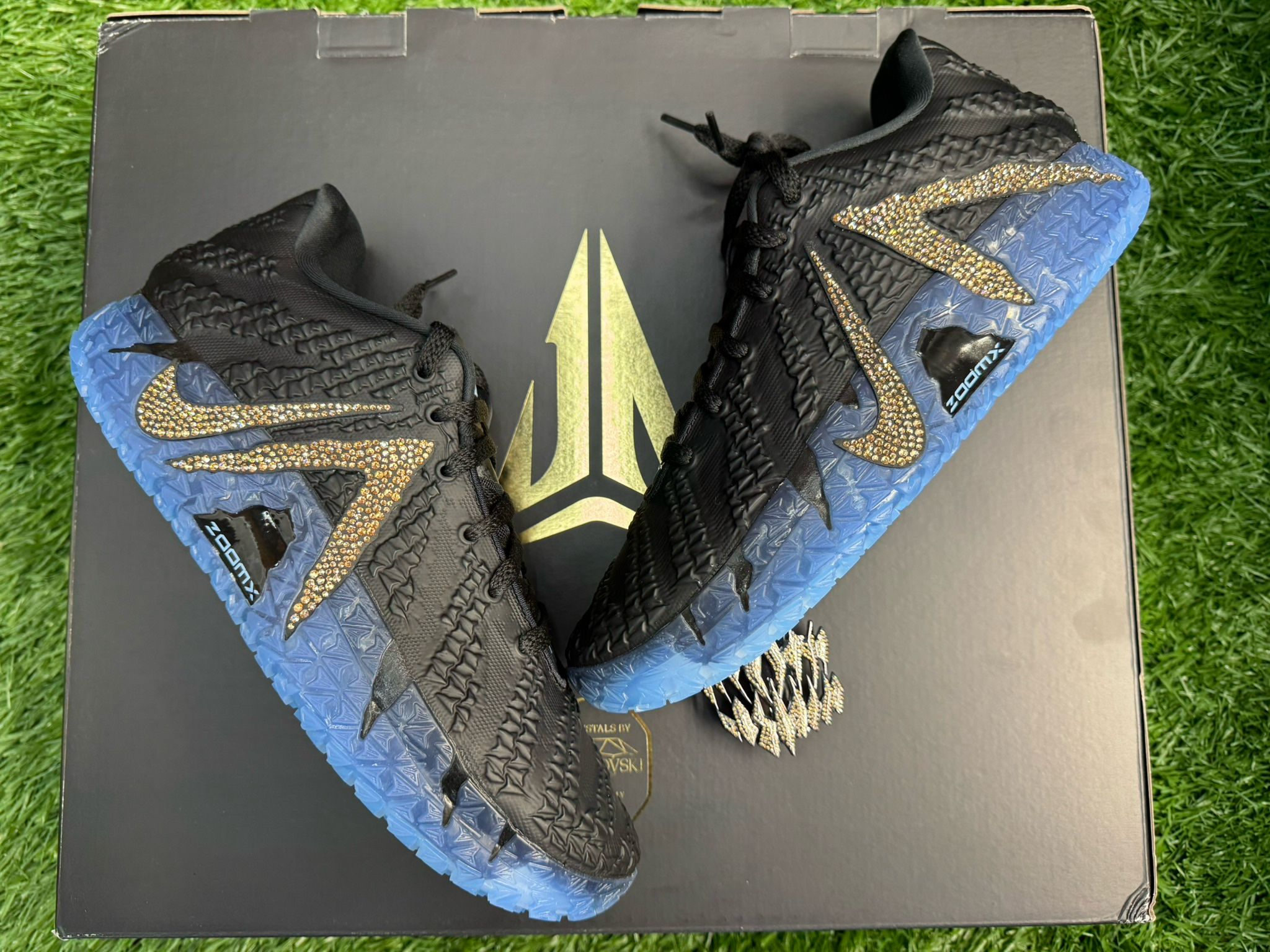 Ja 3 Swarovski Warning label 10.5