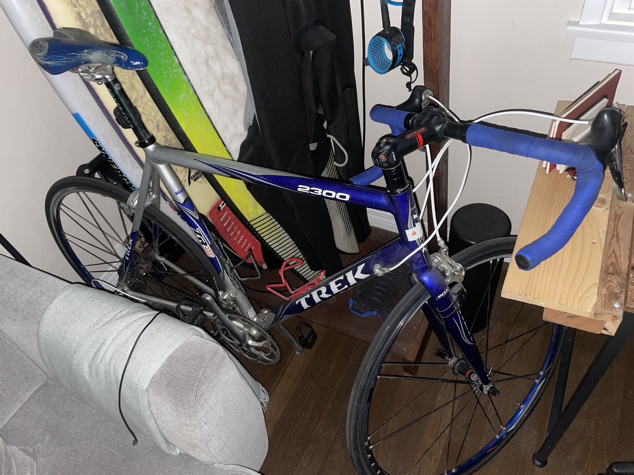 Trek 2300 Road bike