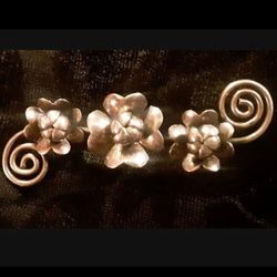 1930s STERLING SILVER HANDMADE PIN