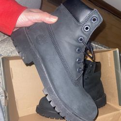 Black Timberlands Size 4.5 Gs 