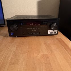PIONEER ELITE 7.2 CH. AMP/RECEIVER