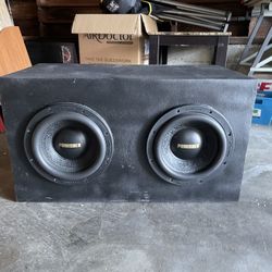 2 Punisher 10” Subwoofers And Aero Port Box 2500 RMS