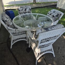 White Resin Wicker 5 Piece Patio Set