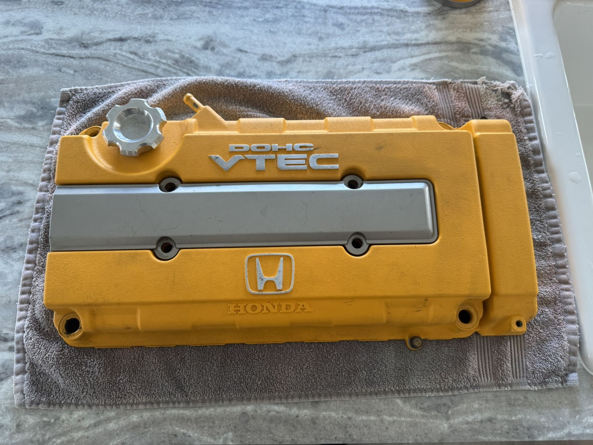 Vtec Valve Cover.