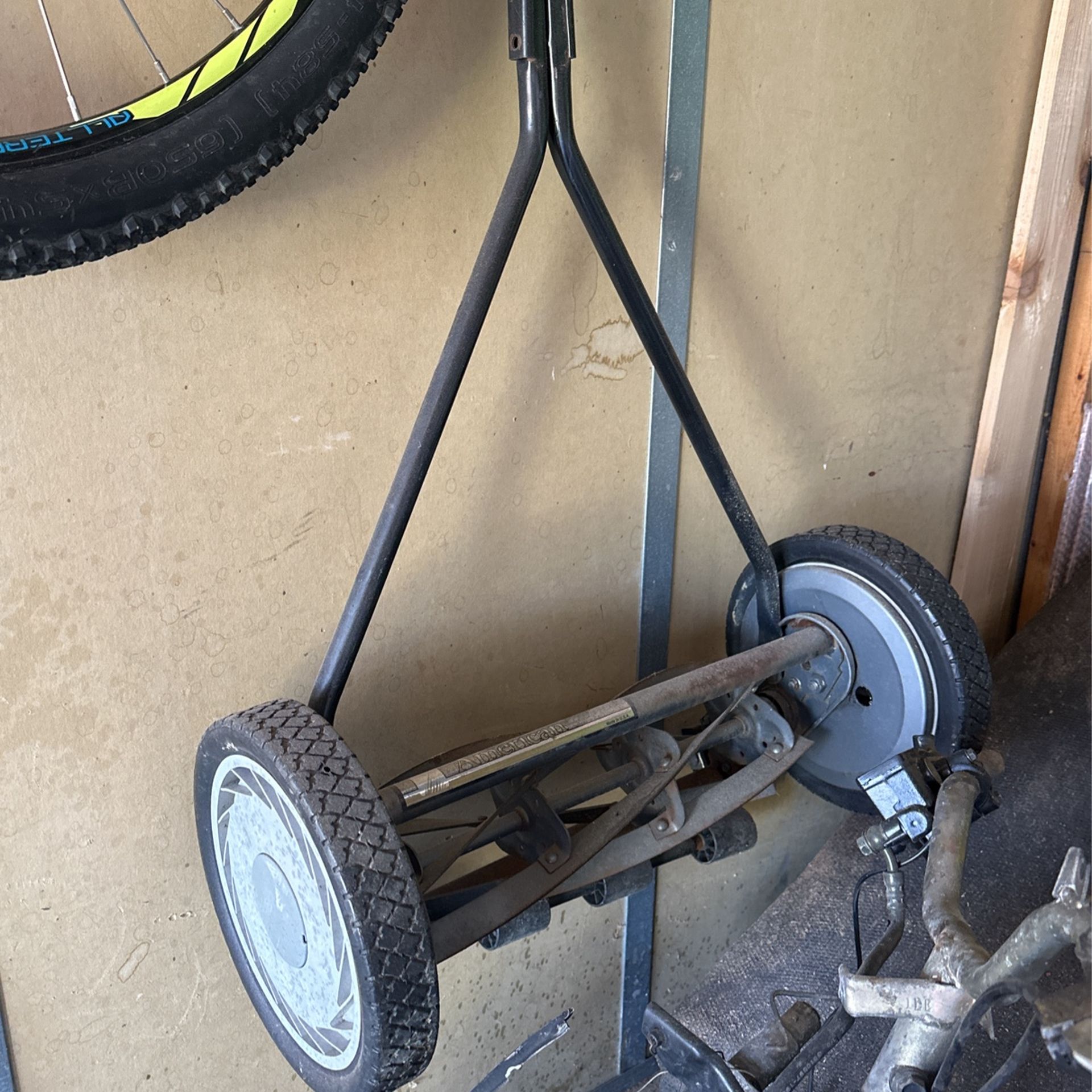 Push Reel Lawn Mower