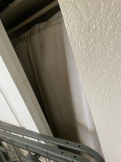 Queen matress with bottom base