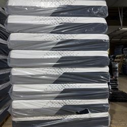 Queen Nectar Mattress $299 Brand New Mattresses Close Out Deals 🔥🔥 Store Pick Up Or Delivery 🚚 