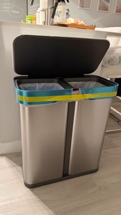 Simplehuman Sensor Trash Can