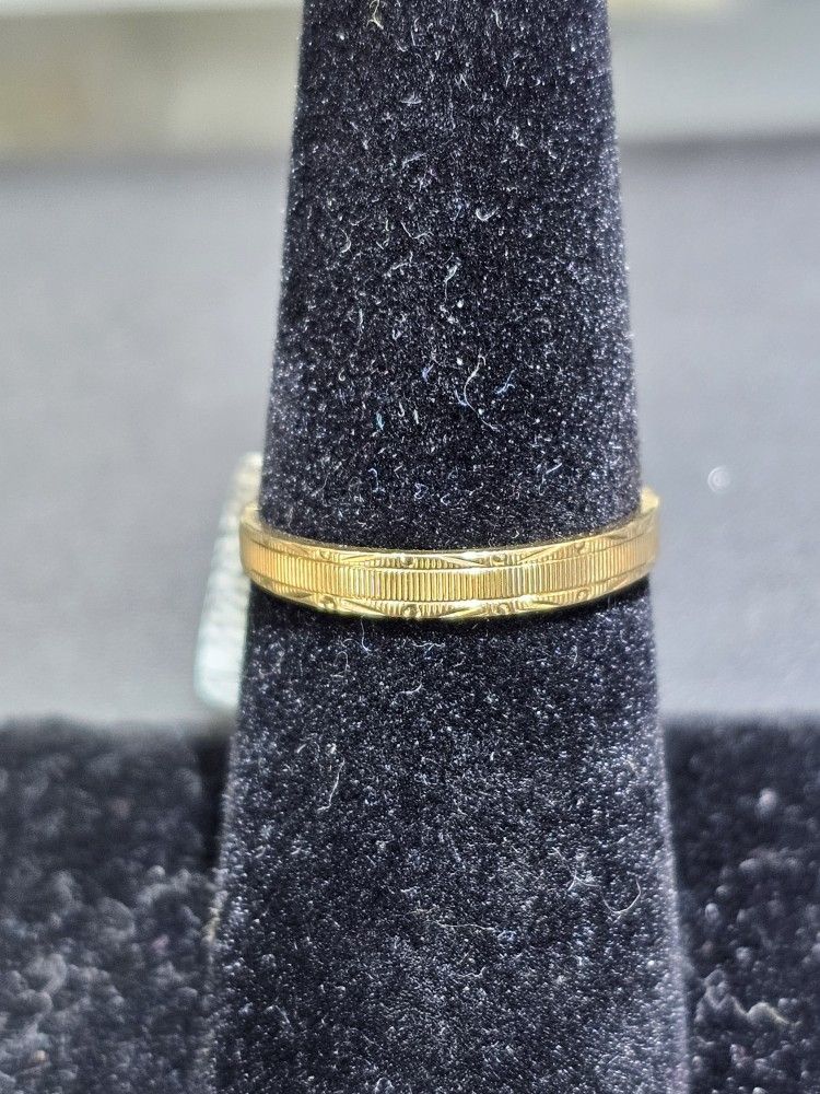 14kt YG Wedding Band. (C-5) SIZE 6.5 ASK FOR RYAN. #(contact info removed)67