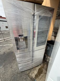 Samsung  flex family hub refrigerator stainless steel  36”w