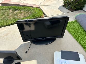 Toshiba TV, 32”