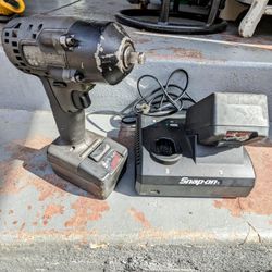 Snap On 3/8 Impact Wrench Kit