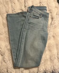 Woman’s old navy mid rise bootcut jeans