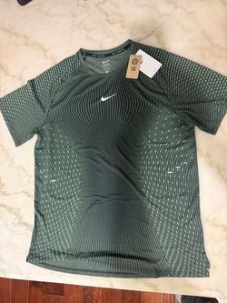 NEW Nike Stride Aero-FIT Men's Short-Sleeve Running Top size L