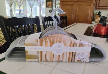 NEW BUNDLE OF 25 VELVET HANGERS