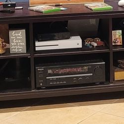 TV  Stand (Entertainment Center)