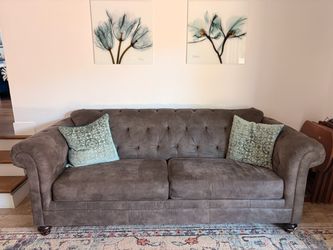 Tufted Sofa Set from Ashley