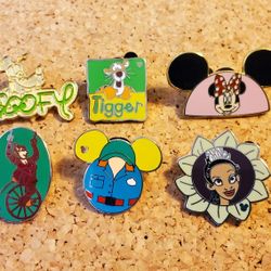 Lot Of Disney Trading Pins. Lot 119