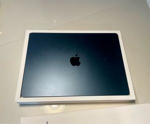 MacBook Air 15” M4 | 16gb/256gb | Like New