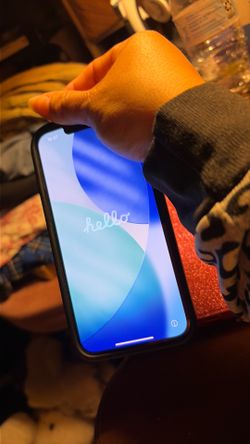 iphone 16 e black