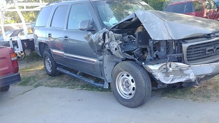 2002 GMC Yukon PARTS ONLY!