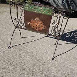 Magazine Rack metal