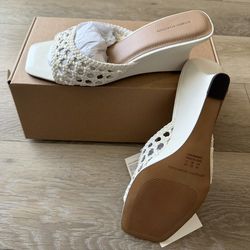 New White Wedge Sandal Size 8.5