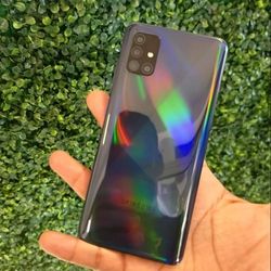 Samsung Galaxy A51 , Factory Unlocked,  Excellent Condition Like New 