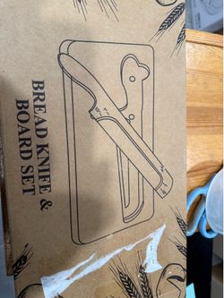 Bread Knife & Cutting Board Set