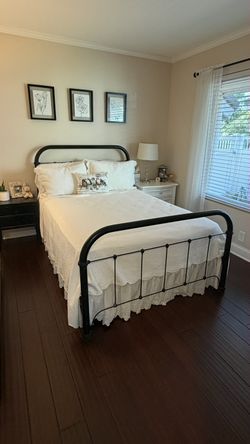 Metal Bedframe