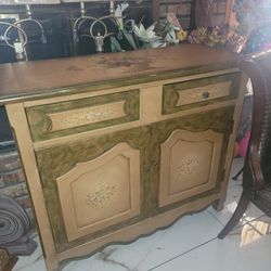 Buffet & Matching Table