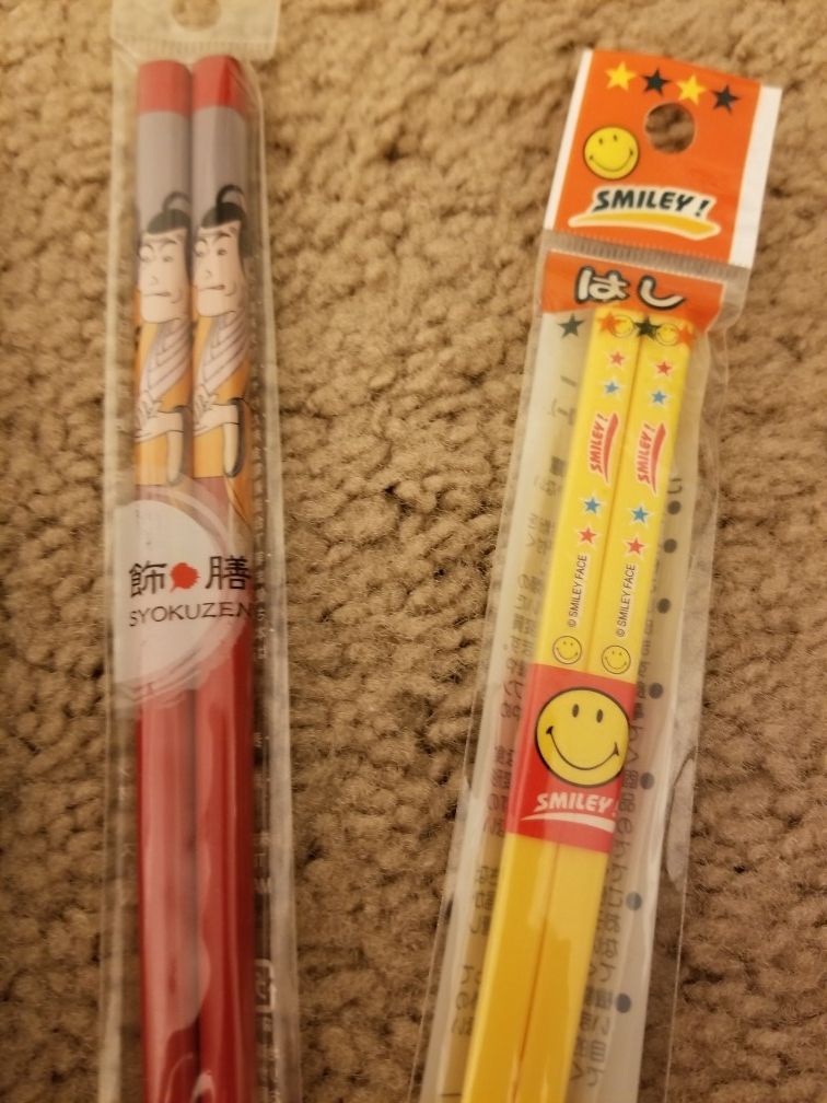 Chopsticks Asian Food Sushi Silverware Plastic Japanese Chinese Korean Lucky Cat Happy Face