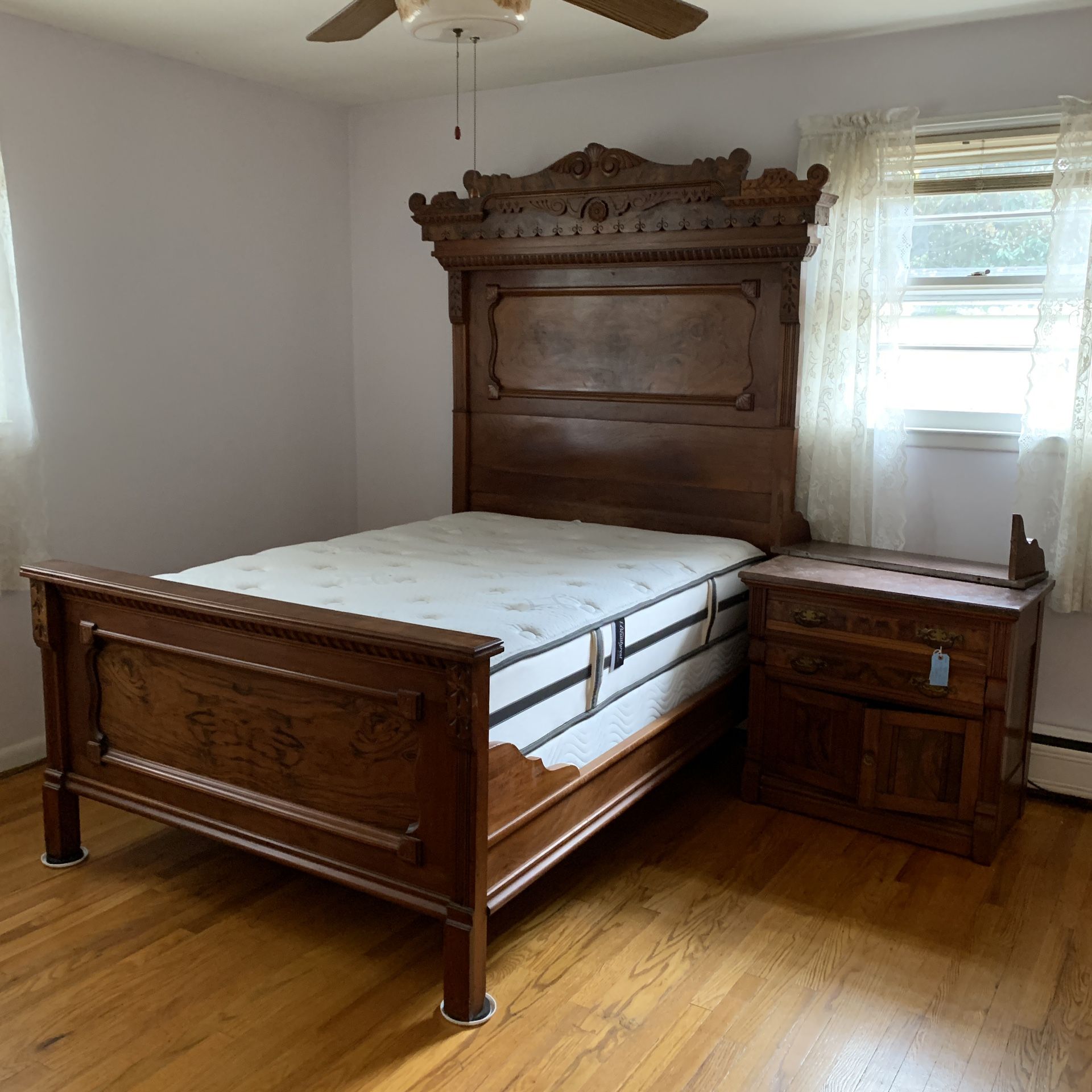 Antique Solid Wood Black Walnut Full Size Bed w/ Headboard, Footboard, Nightstand, & Dresser/Mirror