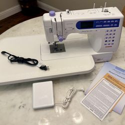 Janome Computerized Sewing Machine 