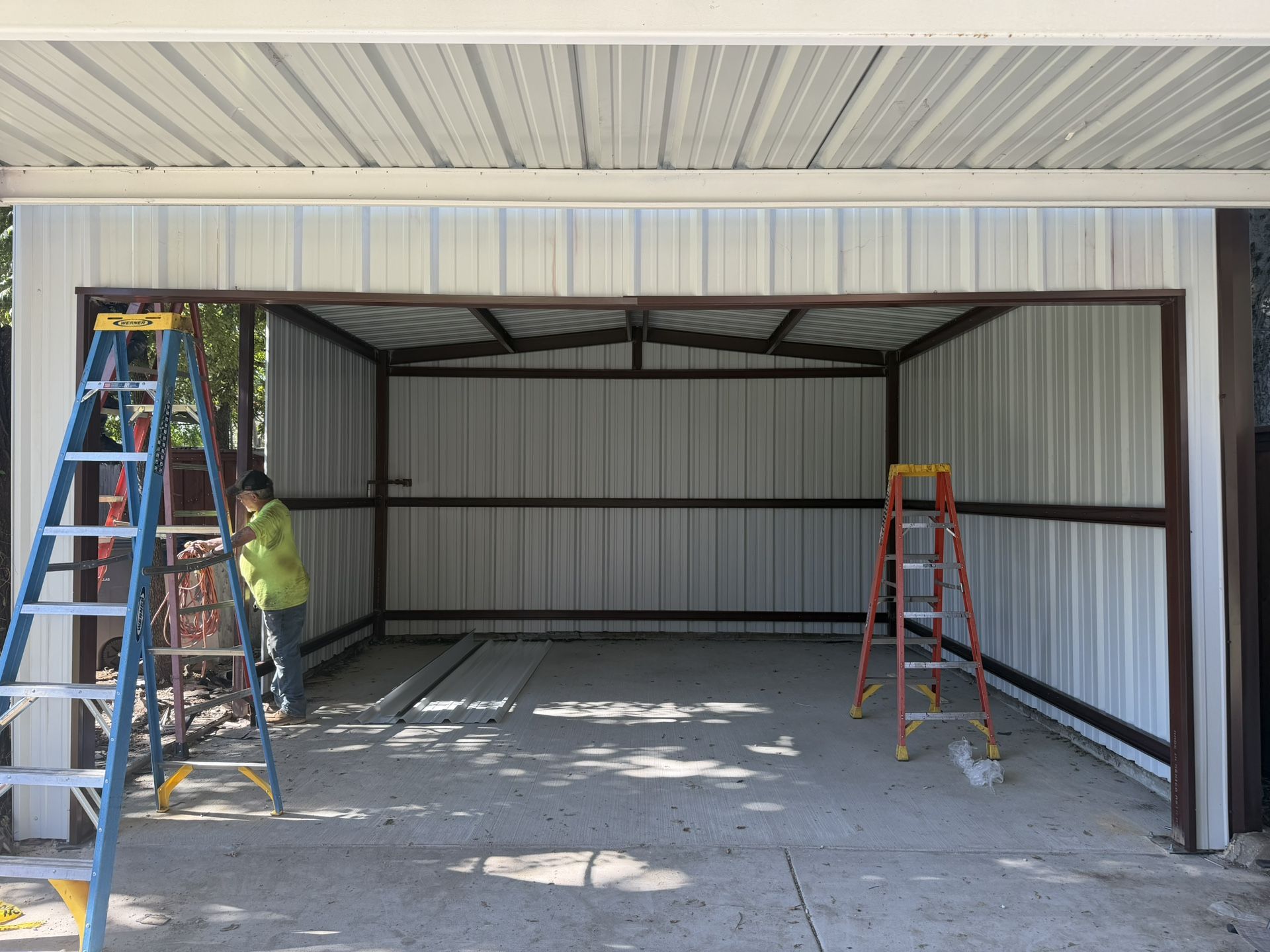 Metal Building. Carports