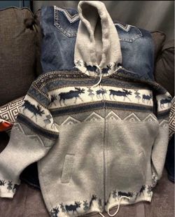New Nueva Chammara  con zipperwool sweater